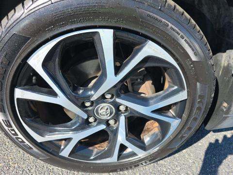 2018 Toyota C-HR XLE FWD