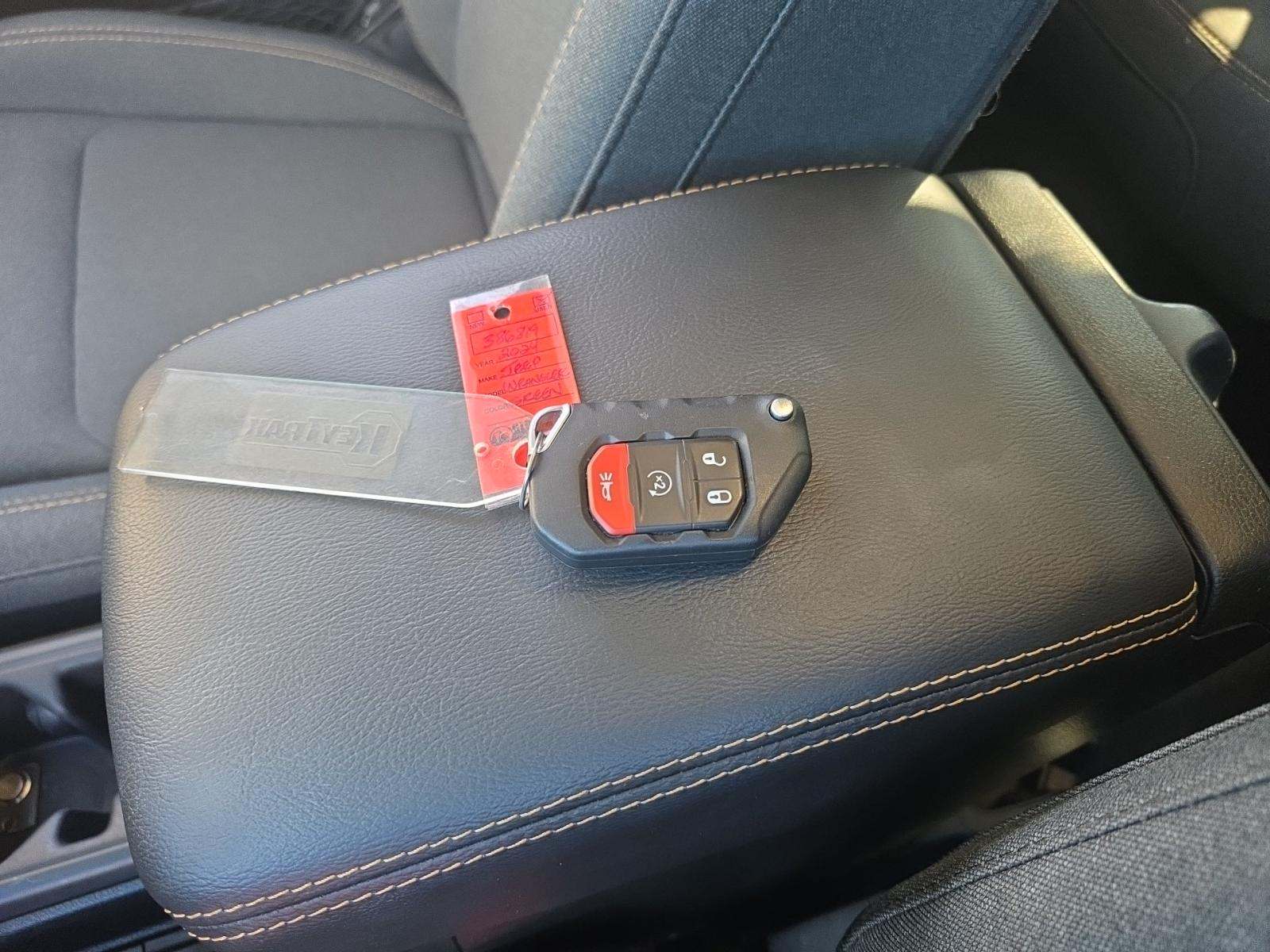 2024 Jeep Wrangler Sahara AWD