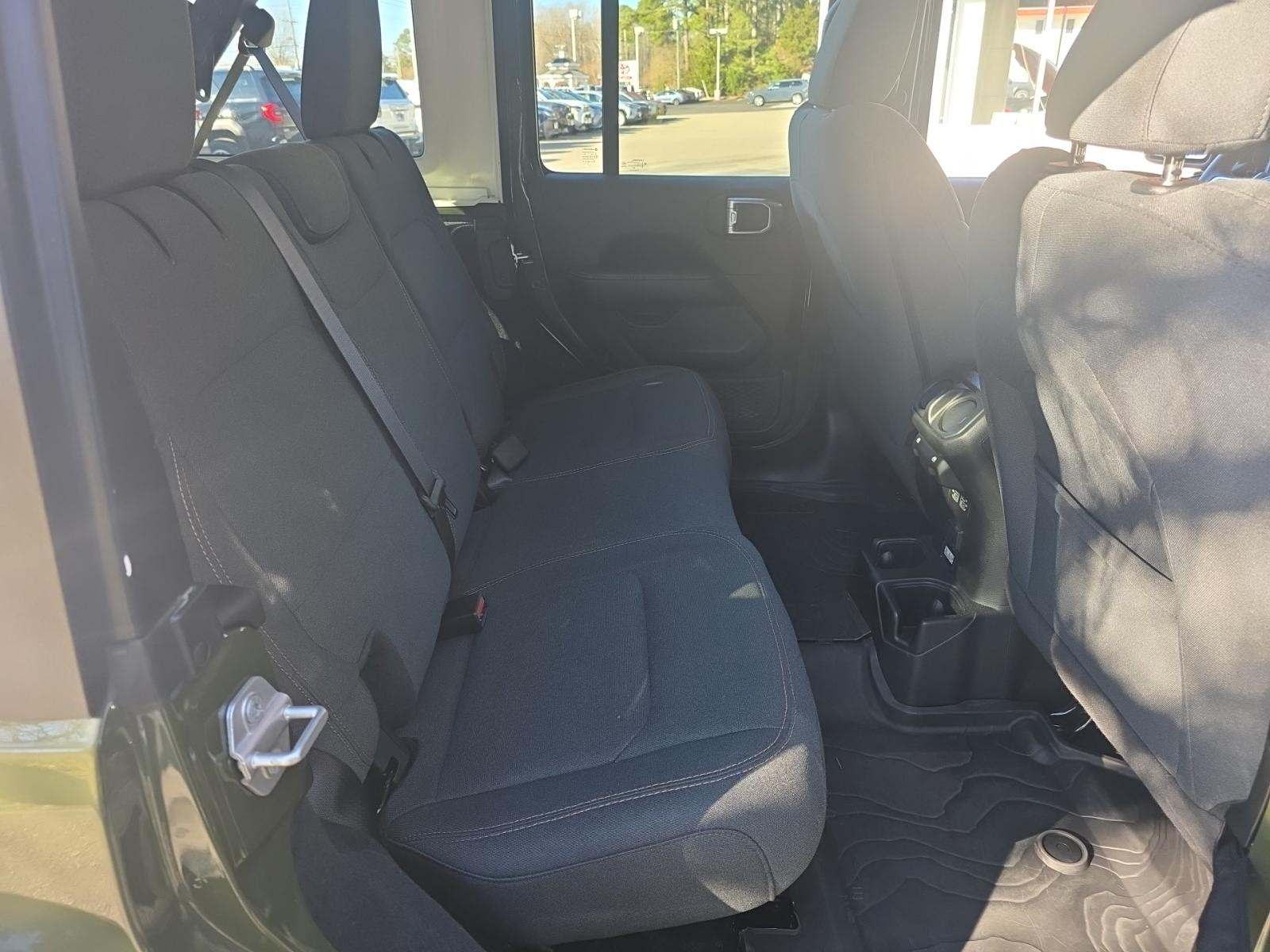 2024 Jeep Wrangler Sahara AWD