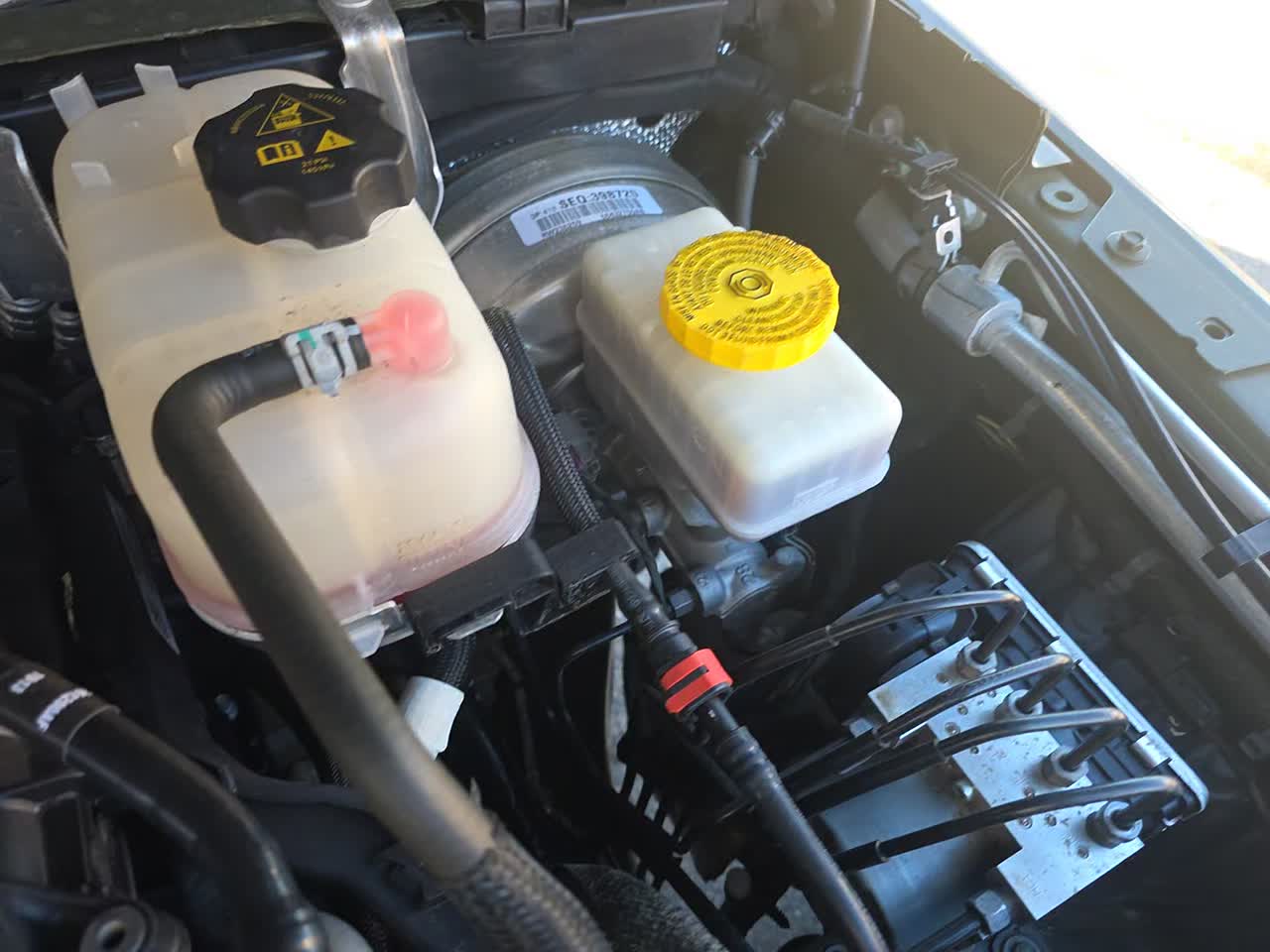 2024 Jeep Wrangler Sahara AWD