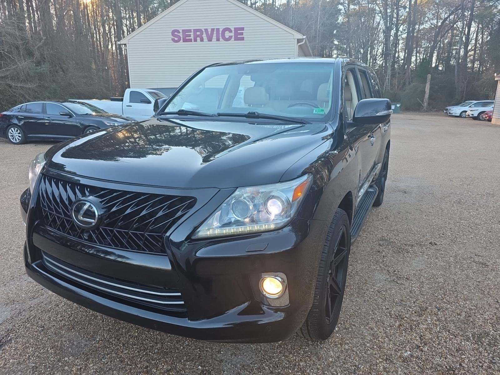 2013 Lexus LX 570