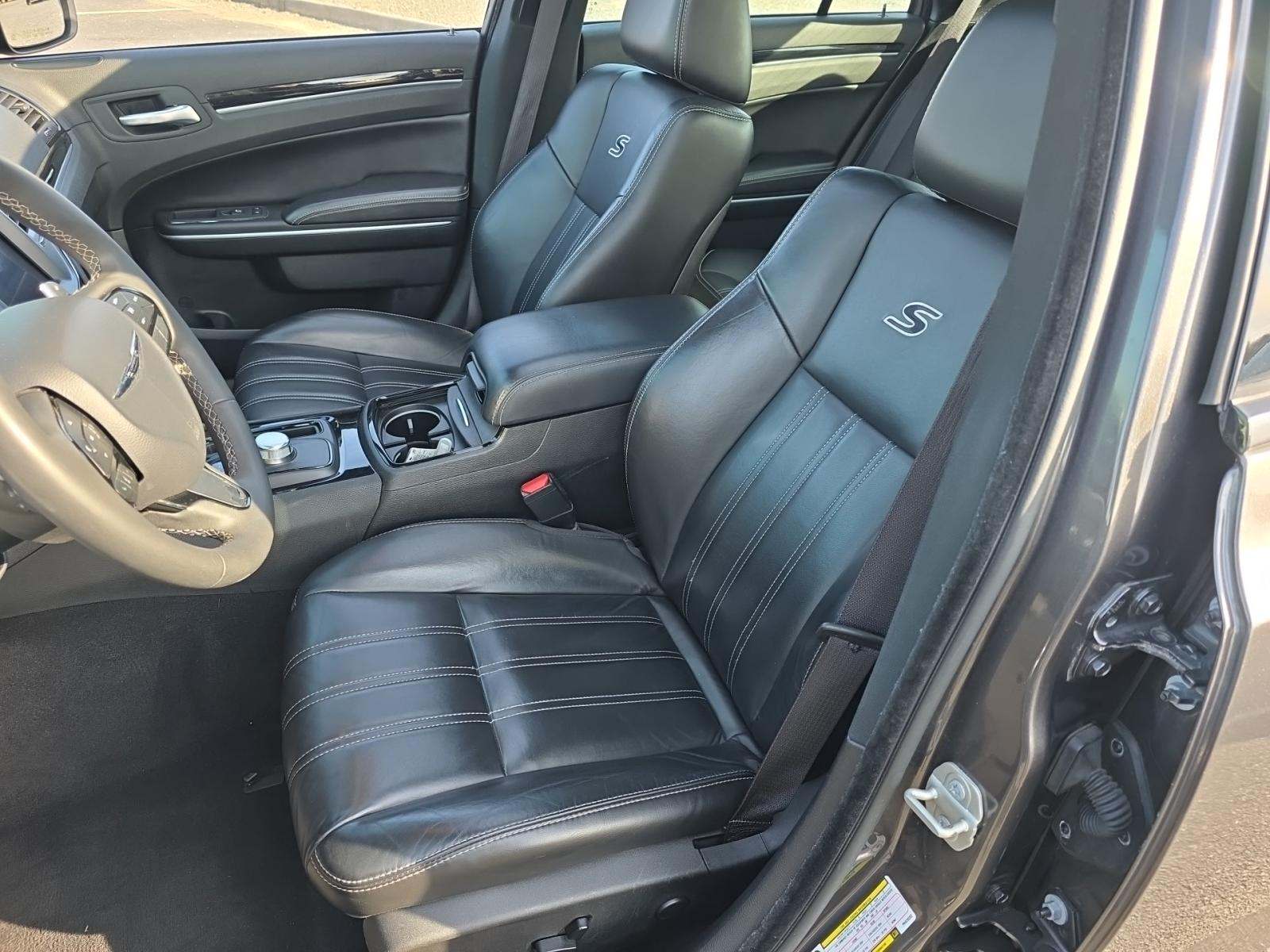 2023 Chrysler 300 300S RWD