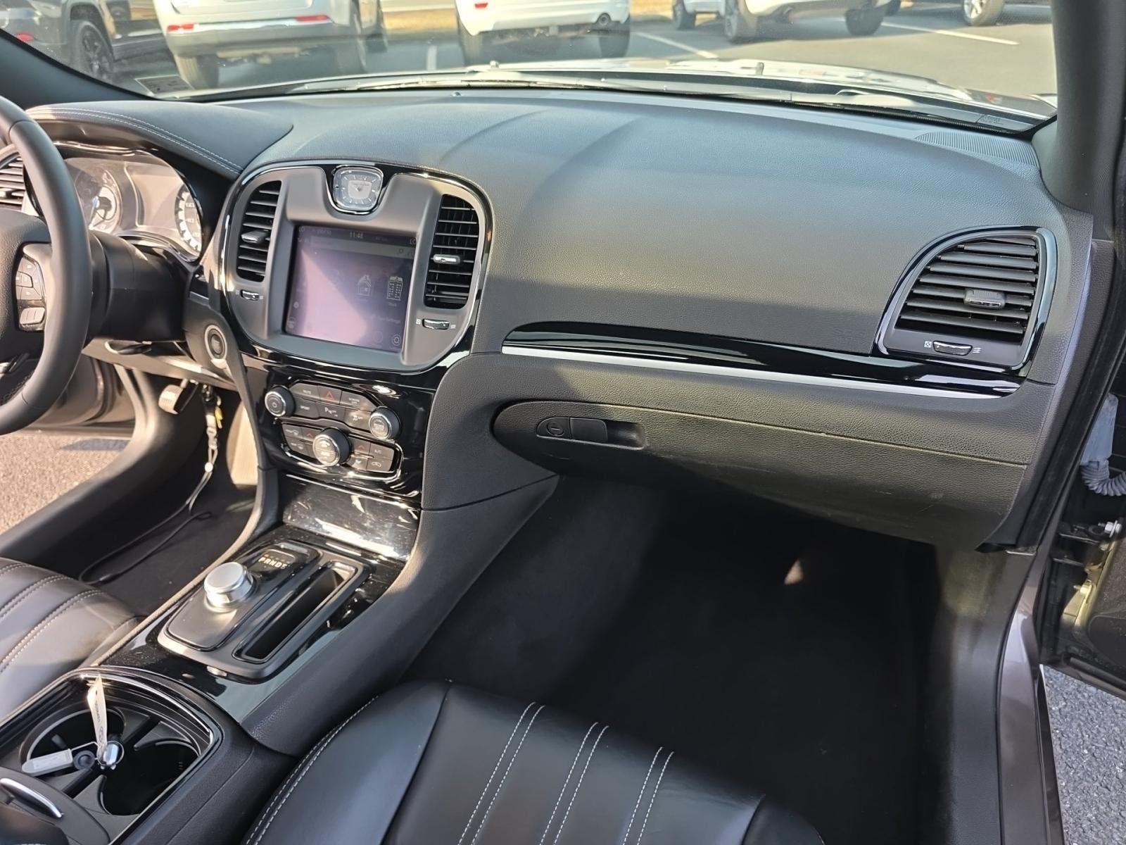 2023 Chrysler 300 300S RWD