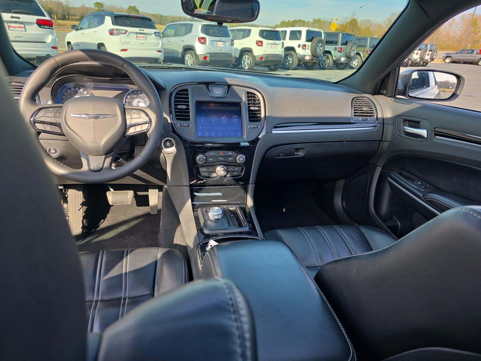 2023 Chrysler 300 300S RWD