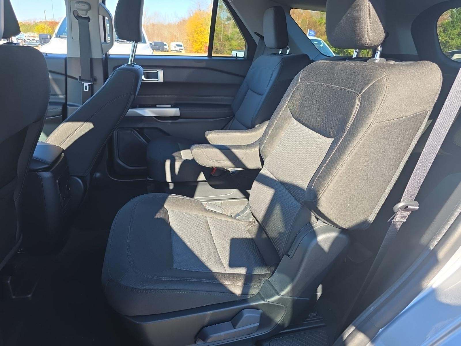 2023 Ford Explorer XLT AWD