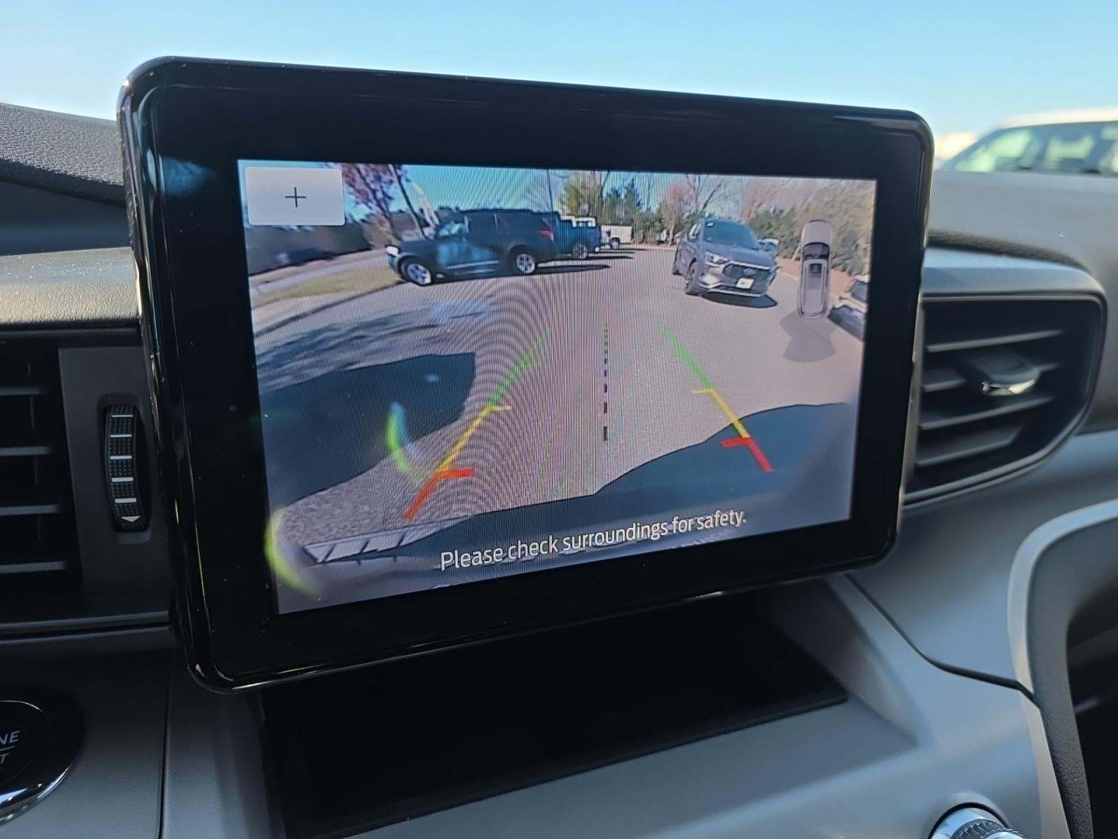 2023 Ford Explorer XLT AWD