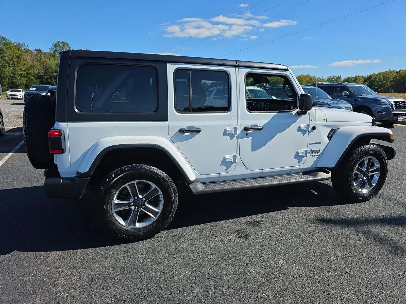 2022 Jeep Wrangler Unlimited Sahara AWD