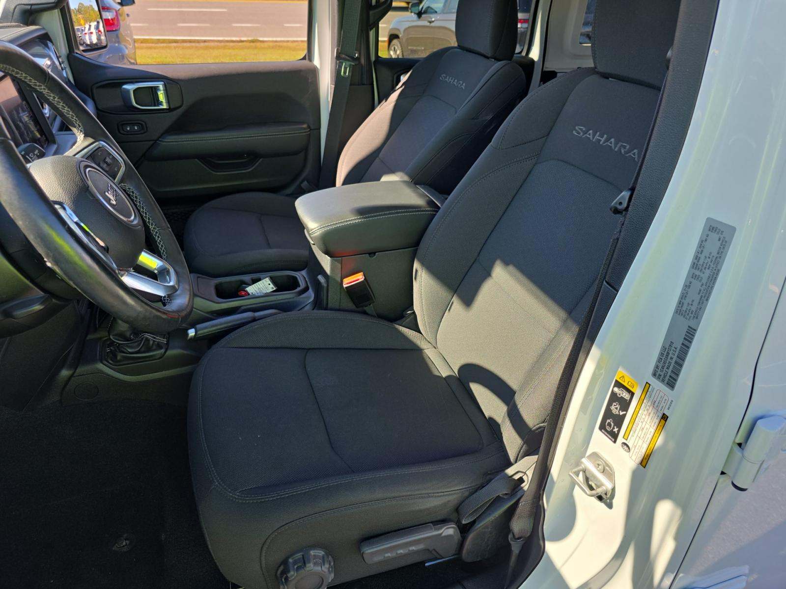 2022 Jeep Wrangler Unlimited Sahara AWD