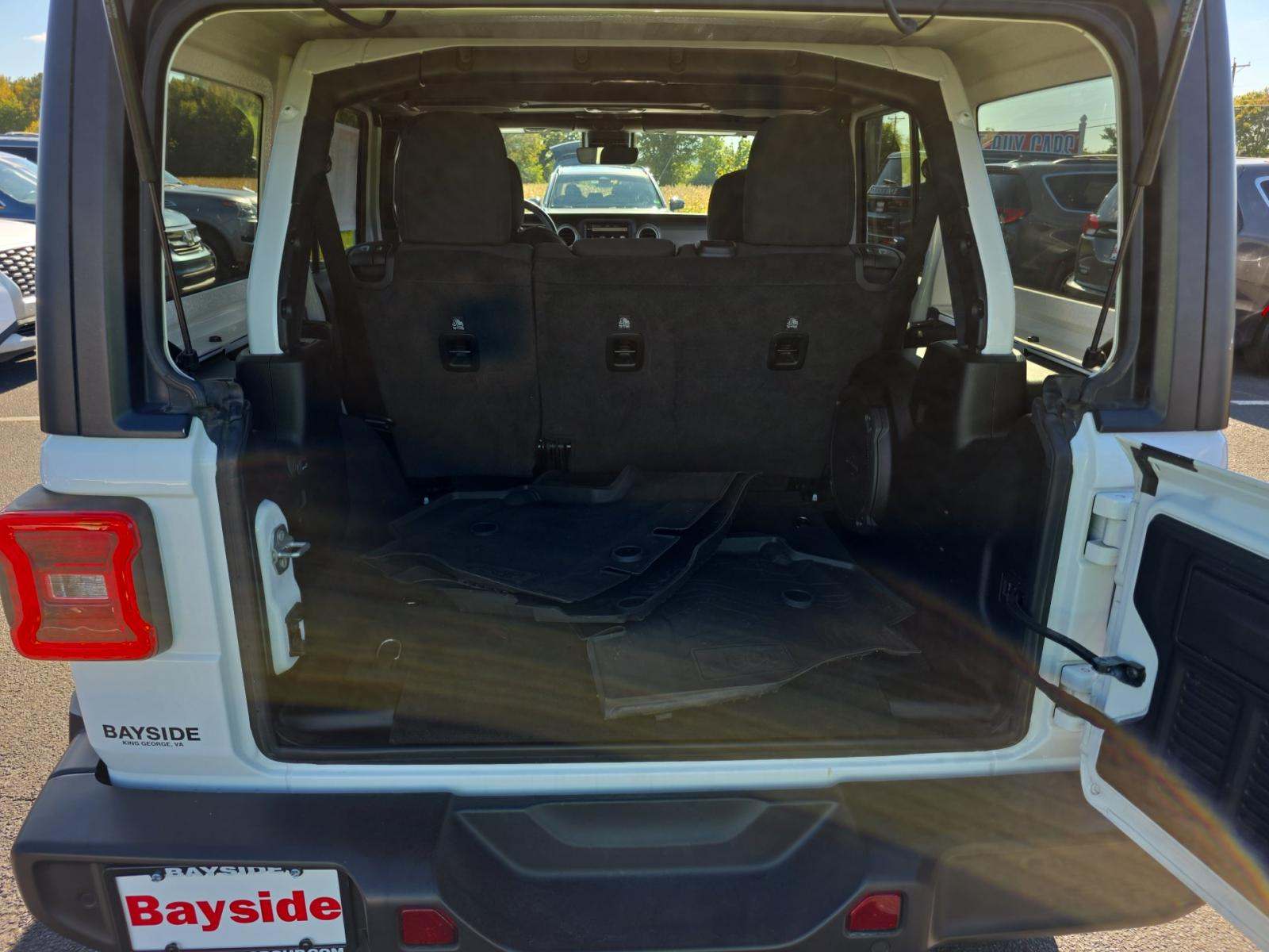 2022 Jeep Wrangler Unlimited Sahara AWD