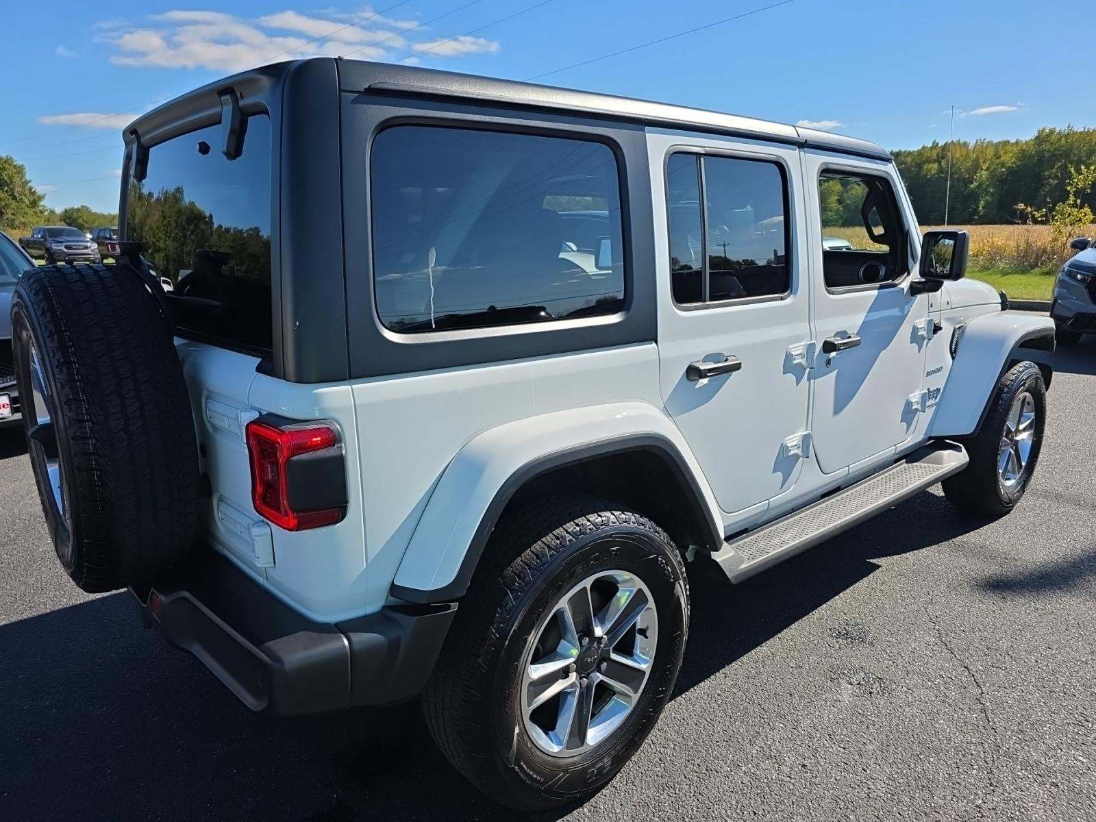 2022 Jeep Wrangler Unlimited Sahara AWD