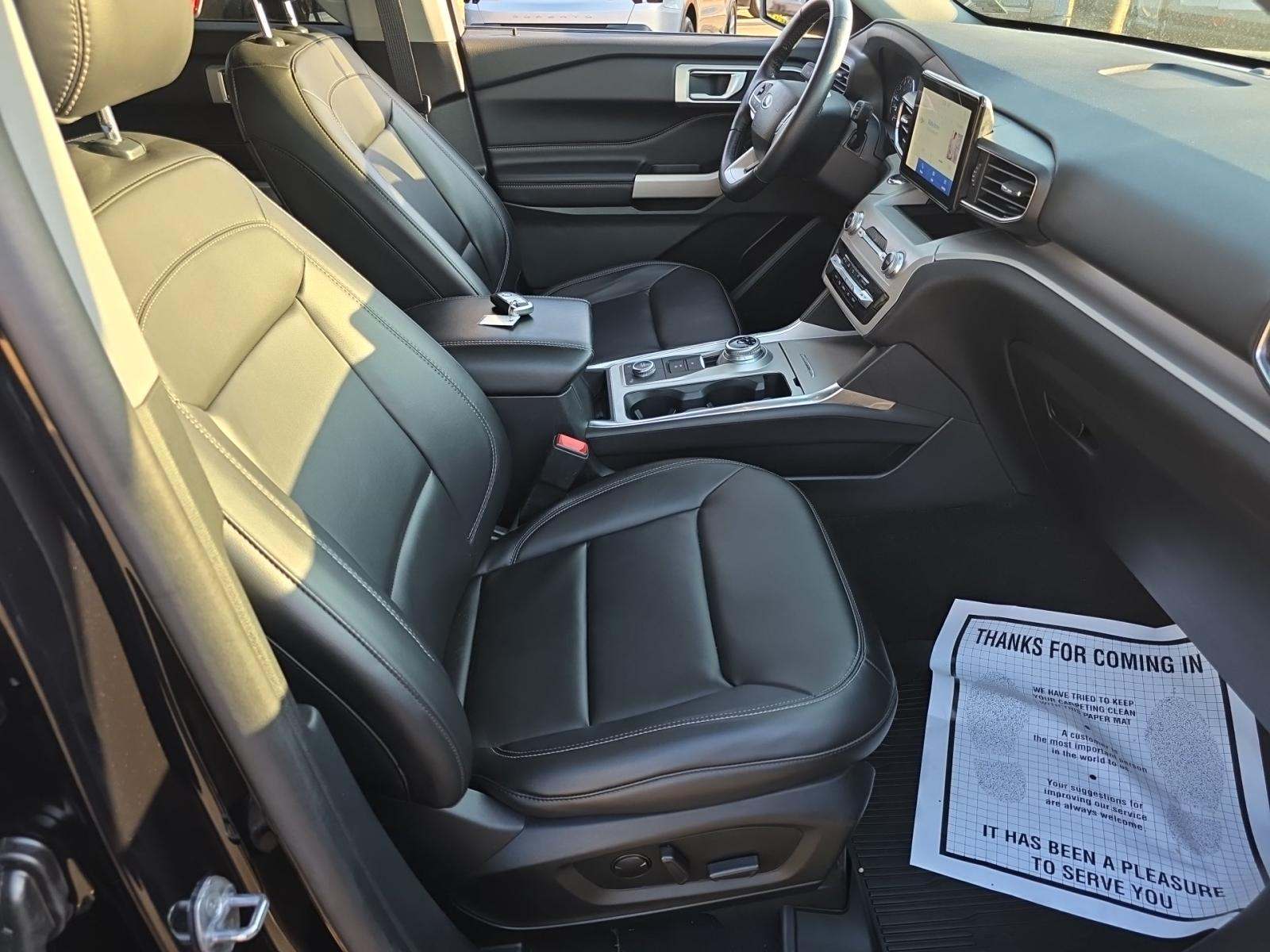 2023 Ford Explorer XLT AWD