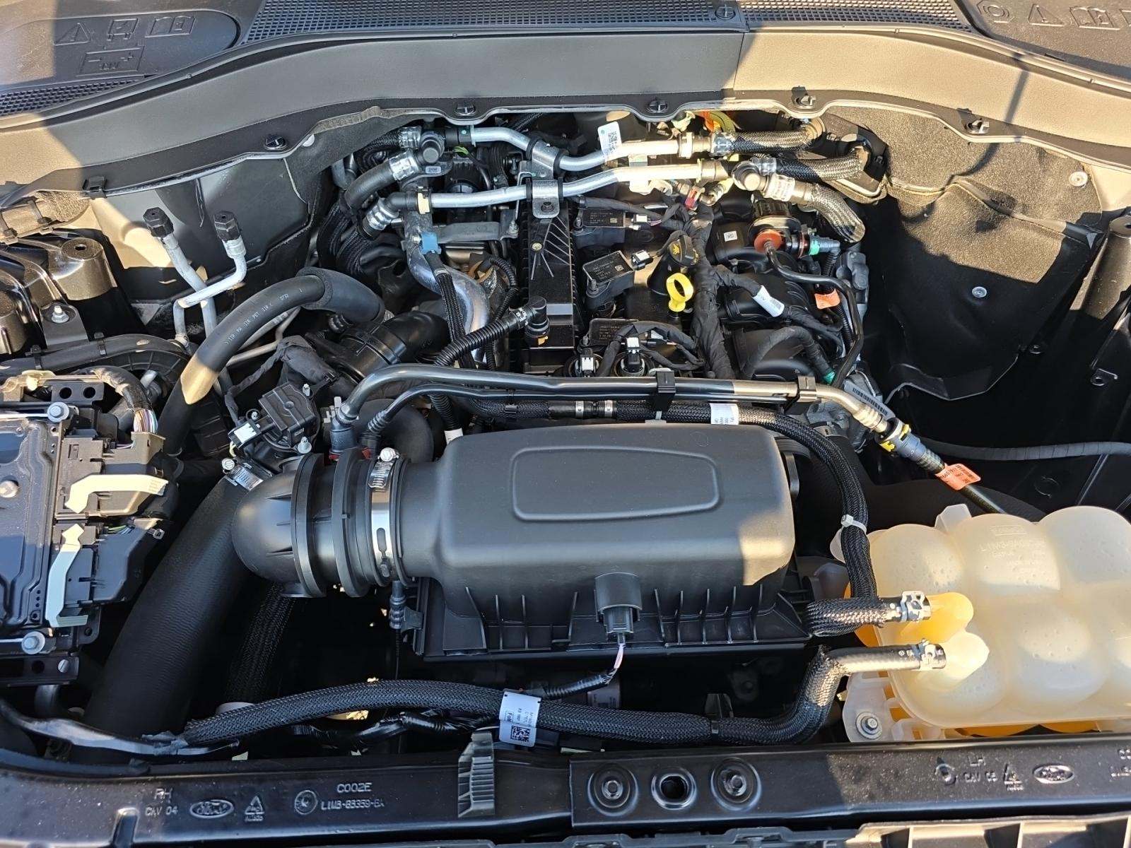 2023 Ford Explorer XLT AWD