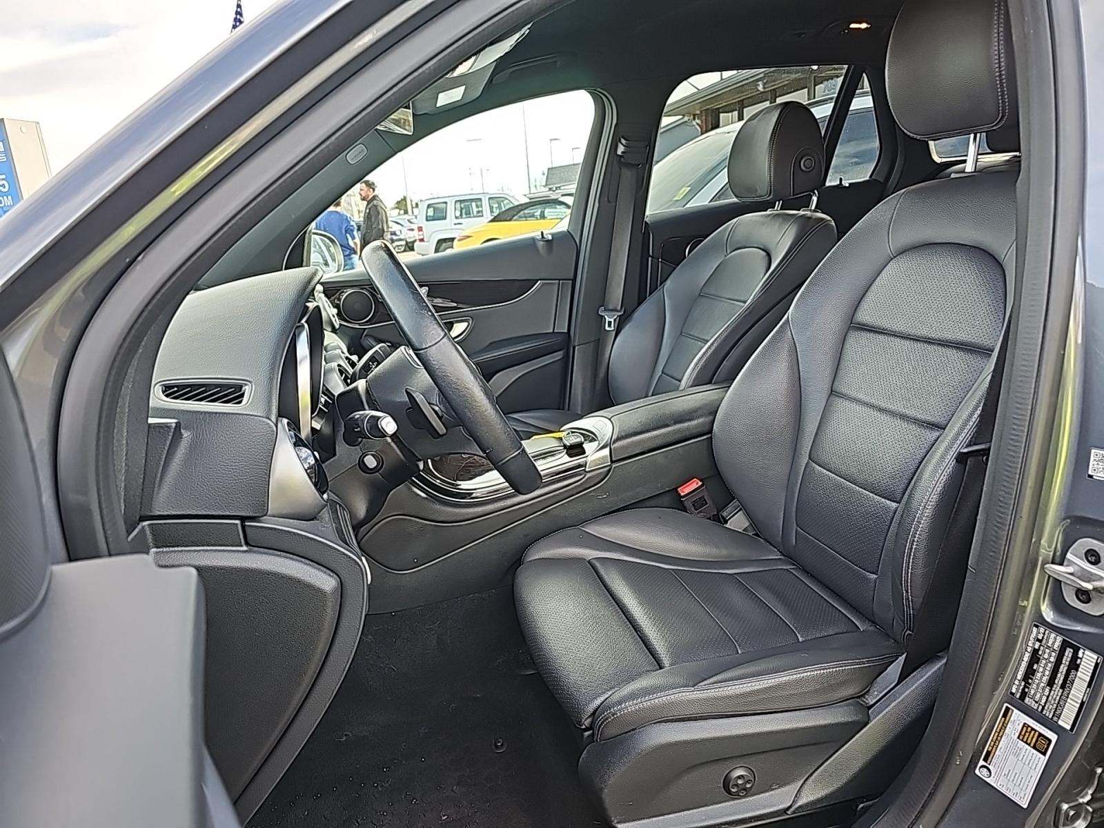 2022 Mercedes-Benz GLC GLC 300 AWD