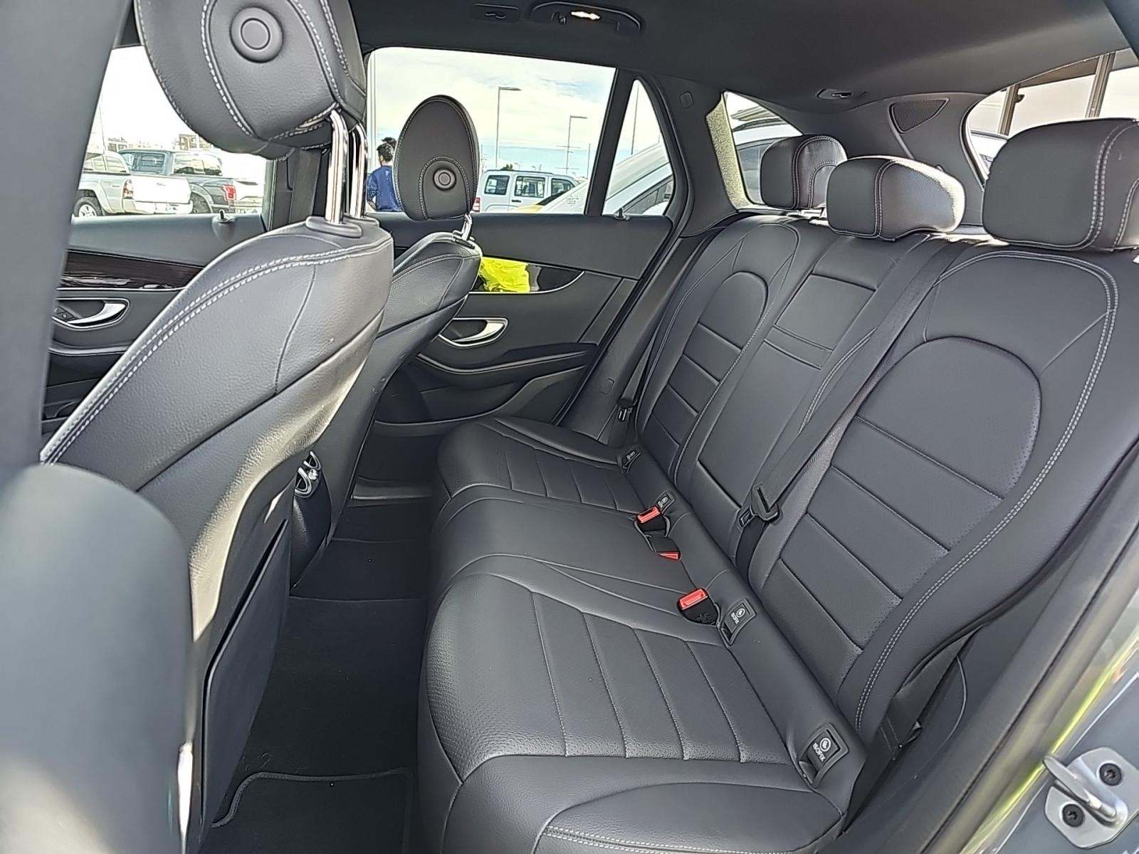 2022 Mercedes-Benz GLC GLC 300 AWD