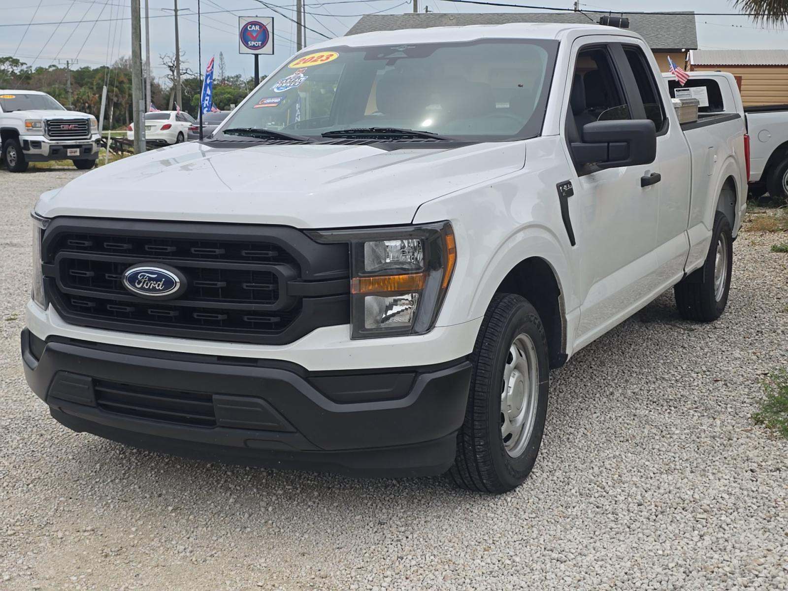2023 Ford F-150 XL RWD