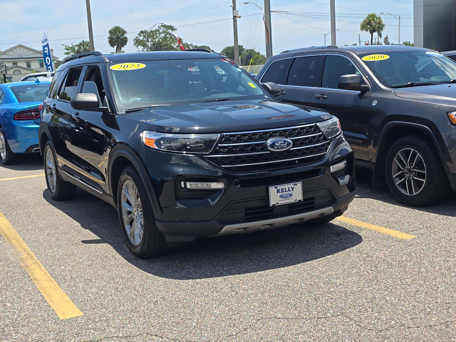 2023 Ford Explorer XLT AWD
