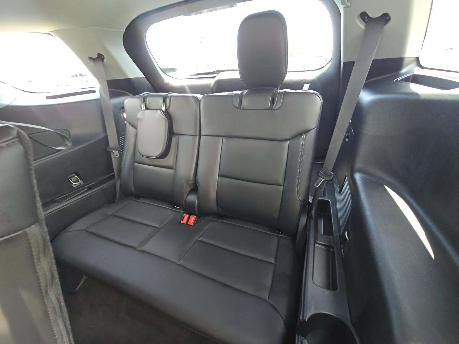 2023 Ford Explorer XLT AWD