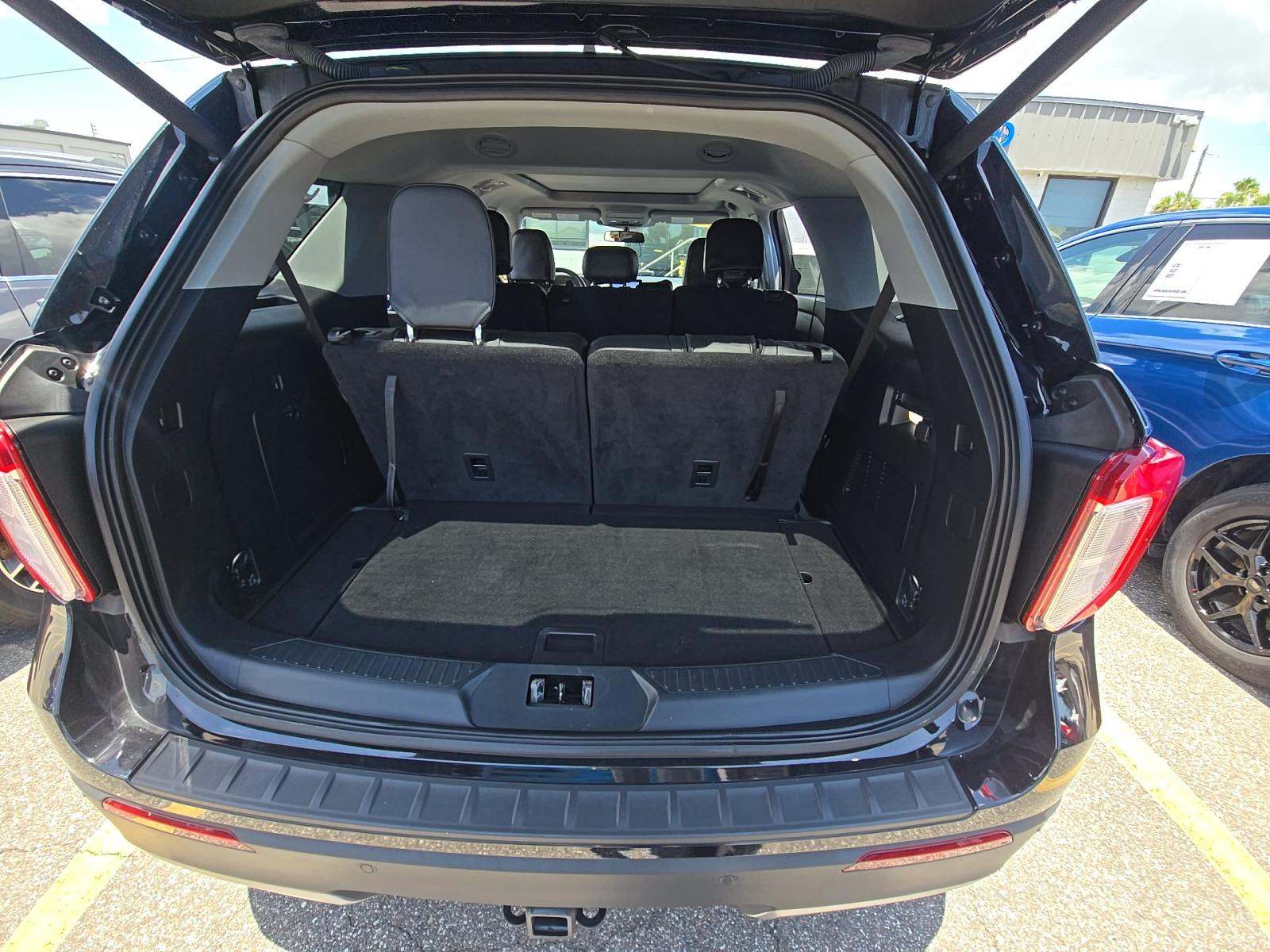 2023 Ford Explorer XLT AWD