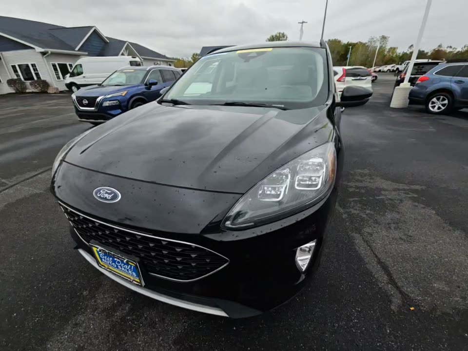 2020 Ford Escape Hybrid Titanium FWD