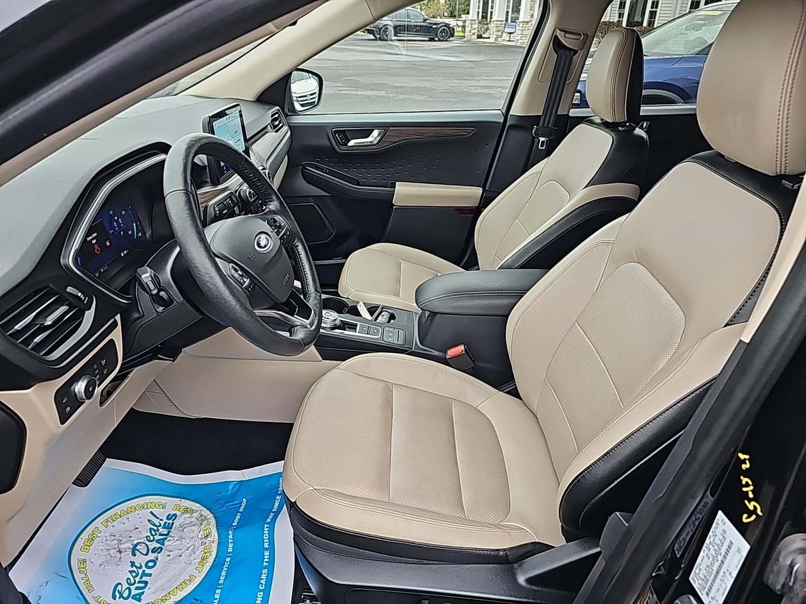 2020 Ford Escape Hybrid Titanium FWD