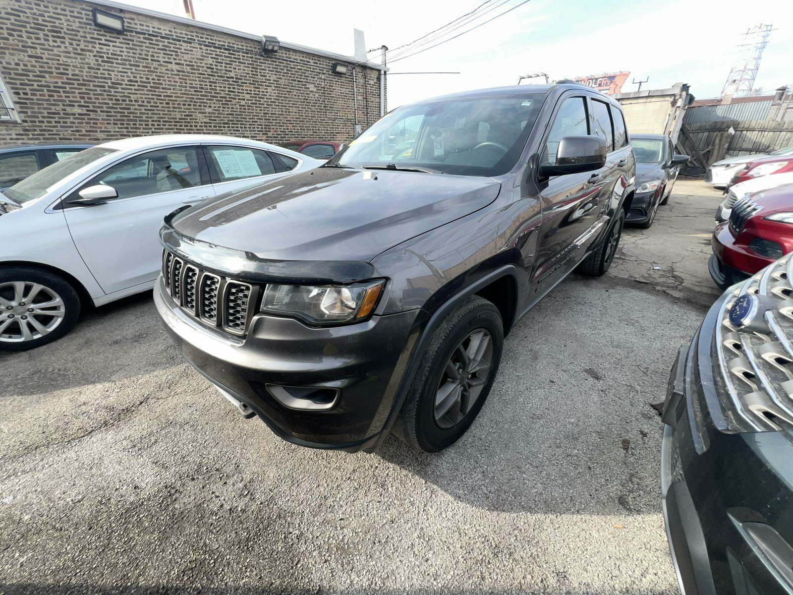2017 Jeep Grand Cherokee 75th Anniversary Edition AWD