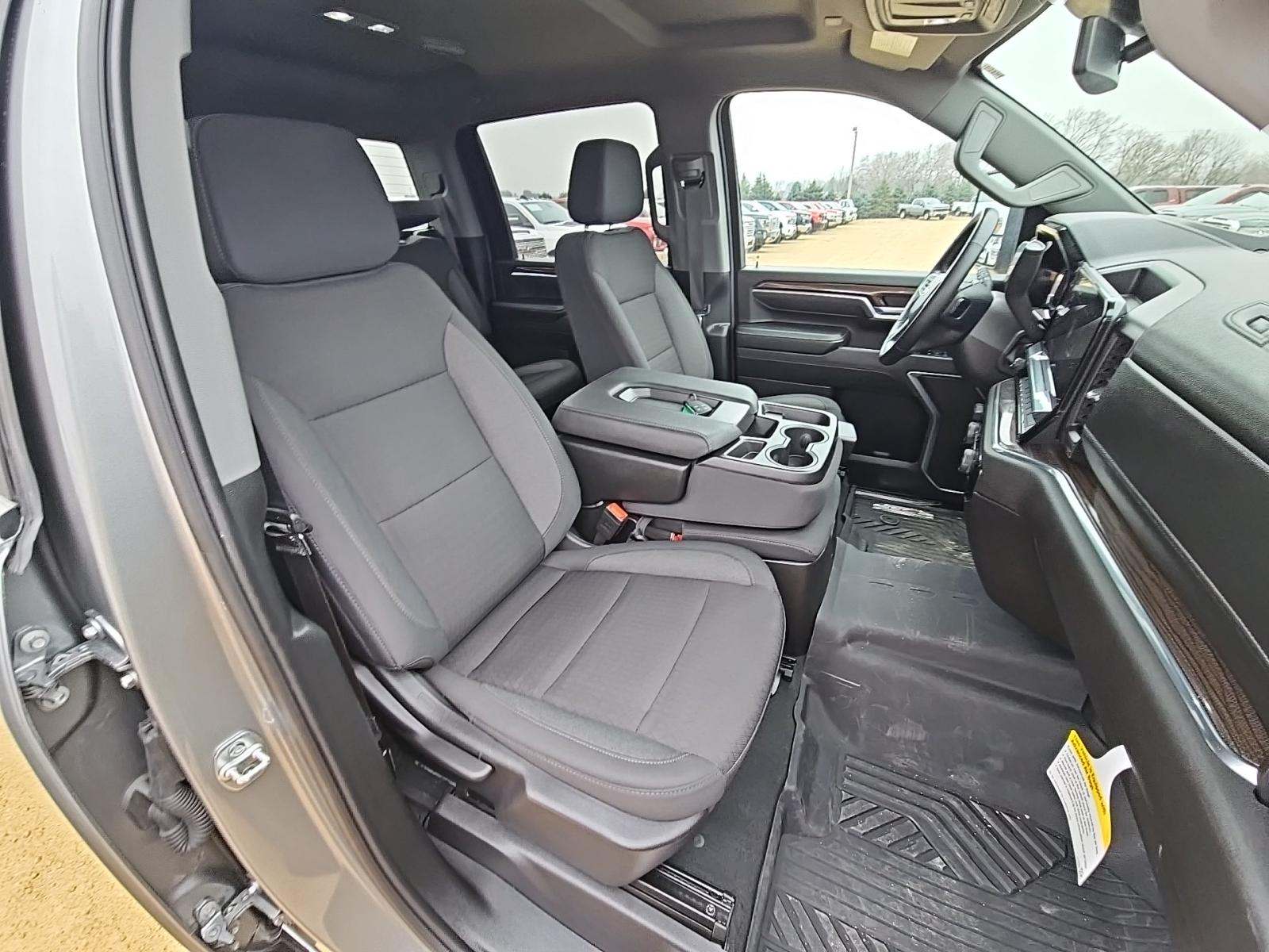 2025 Chevrolet Silverado 2500HD LT AWD