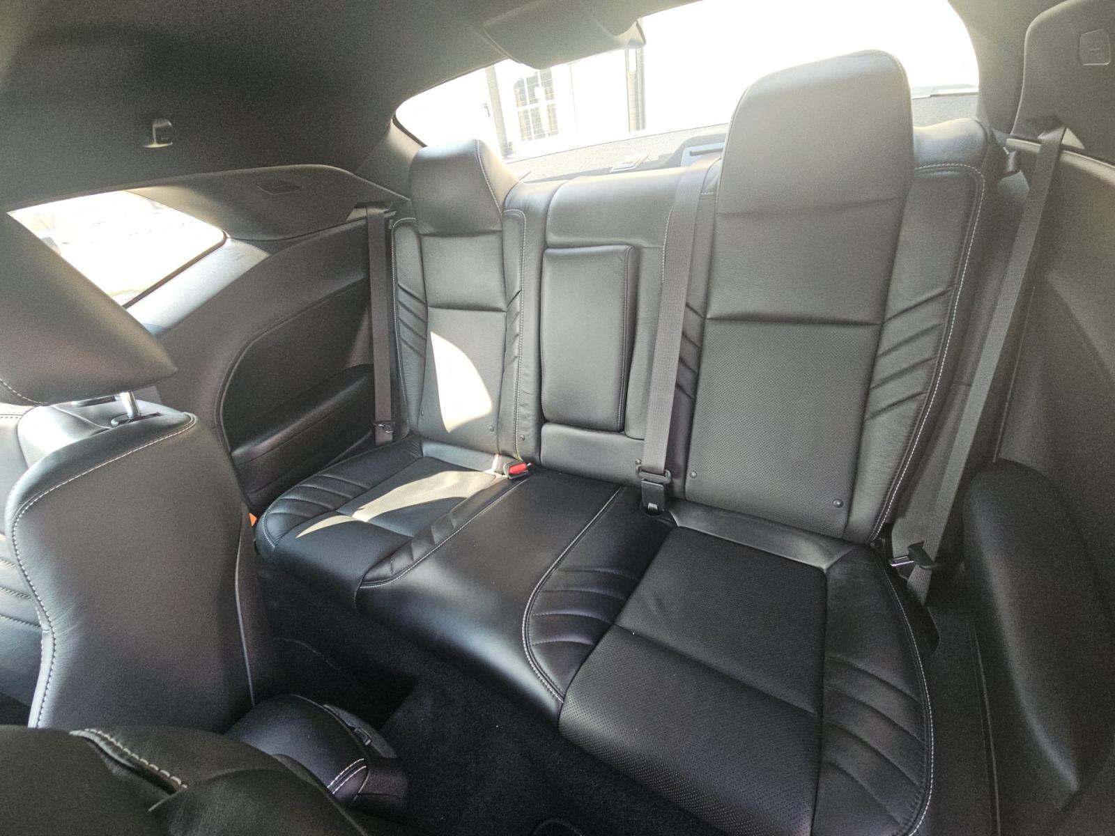 DODGE CHALLENGER - 9