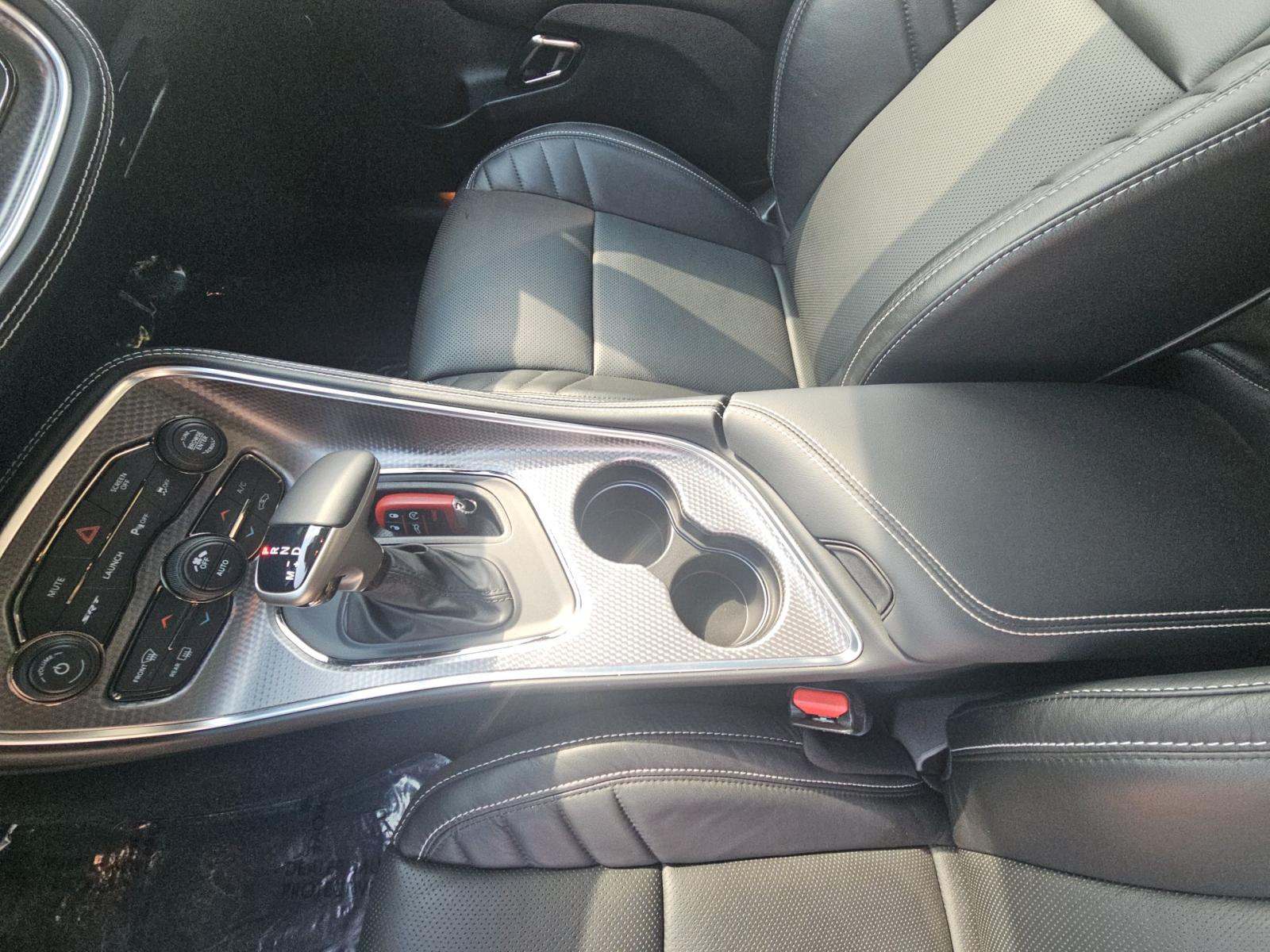 DODGE CHALLENGER - 4