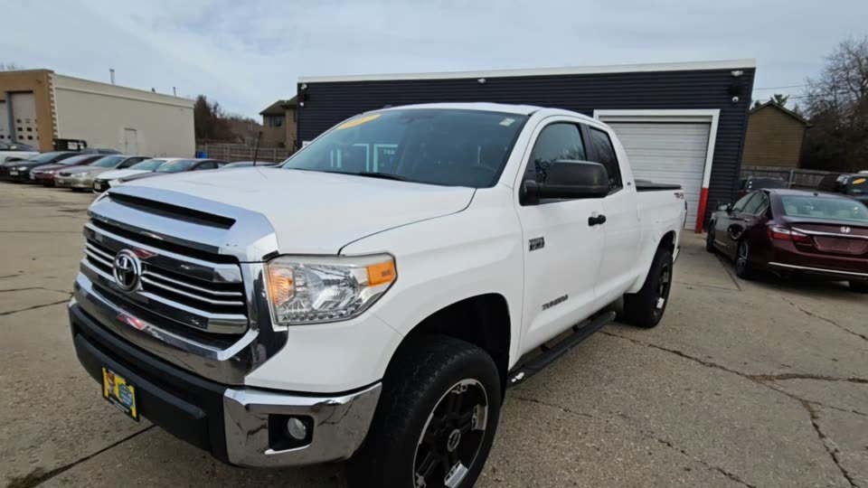 2017 Toyota Tundra SR5 Extended Cab Short Bed