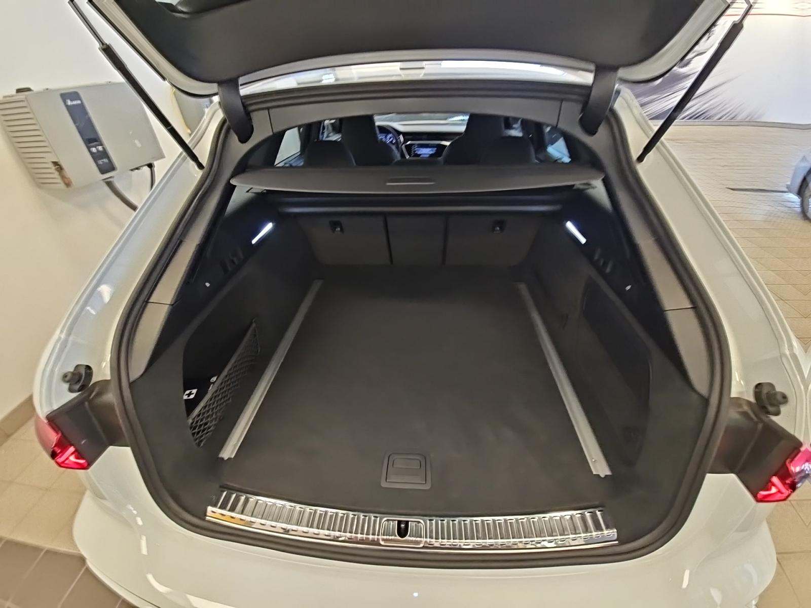 2025 Audi RS 6 Base AWD