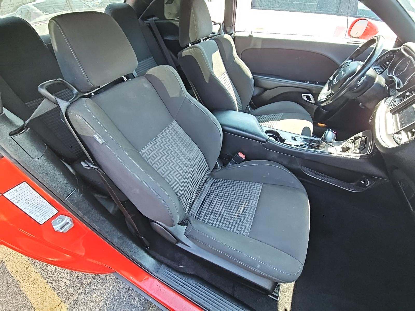 2023 Dodge Challenger R/T RWD