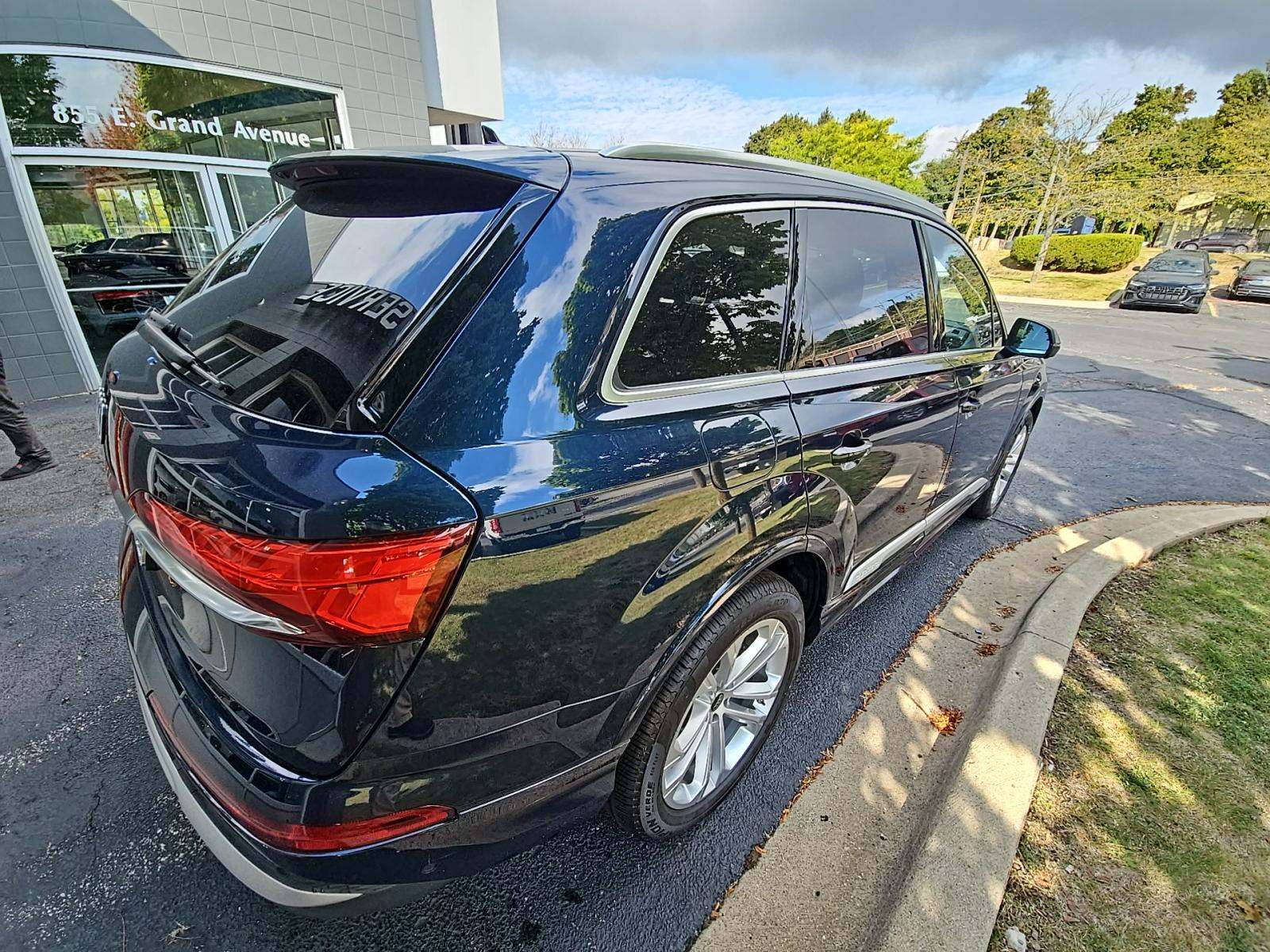 2025 Audi Q7 Premium Plus AWD