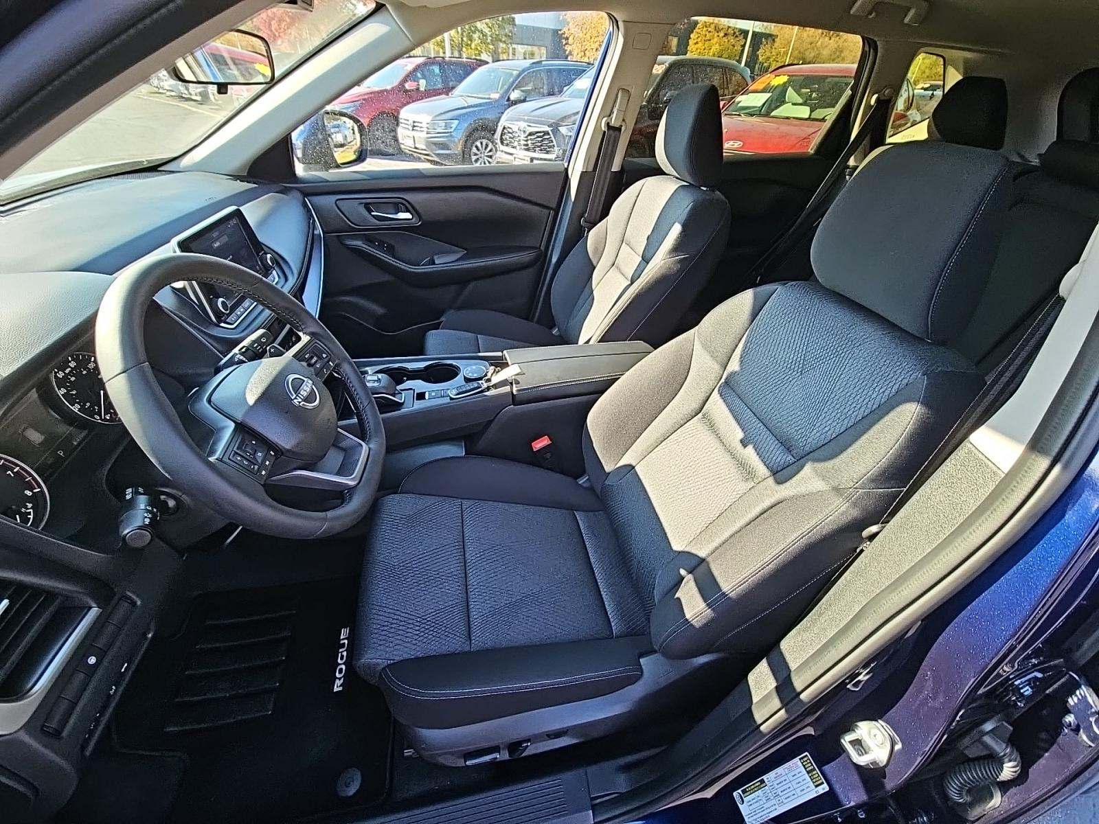 2025 Nissan Rogue SV AWD