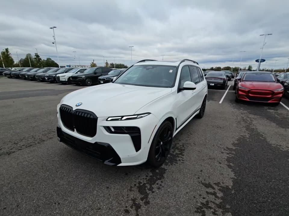 2023 BMW X7 xDrive40i AWD