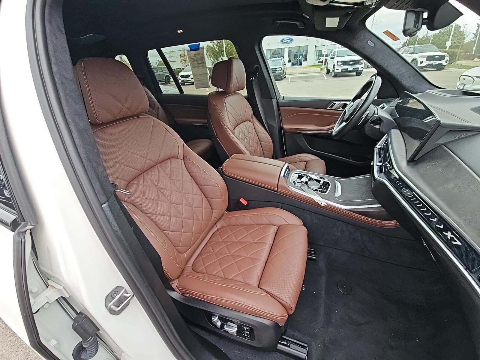 2023 BMW X7 xDrive40i AWD