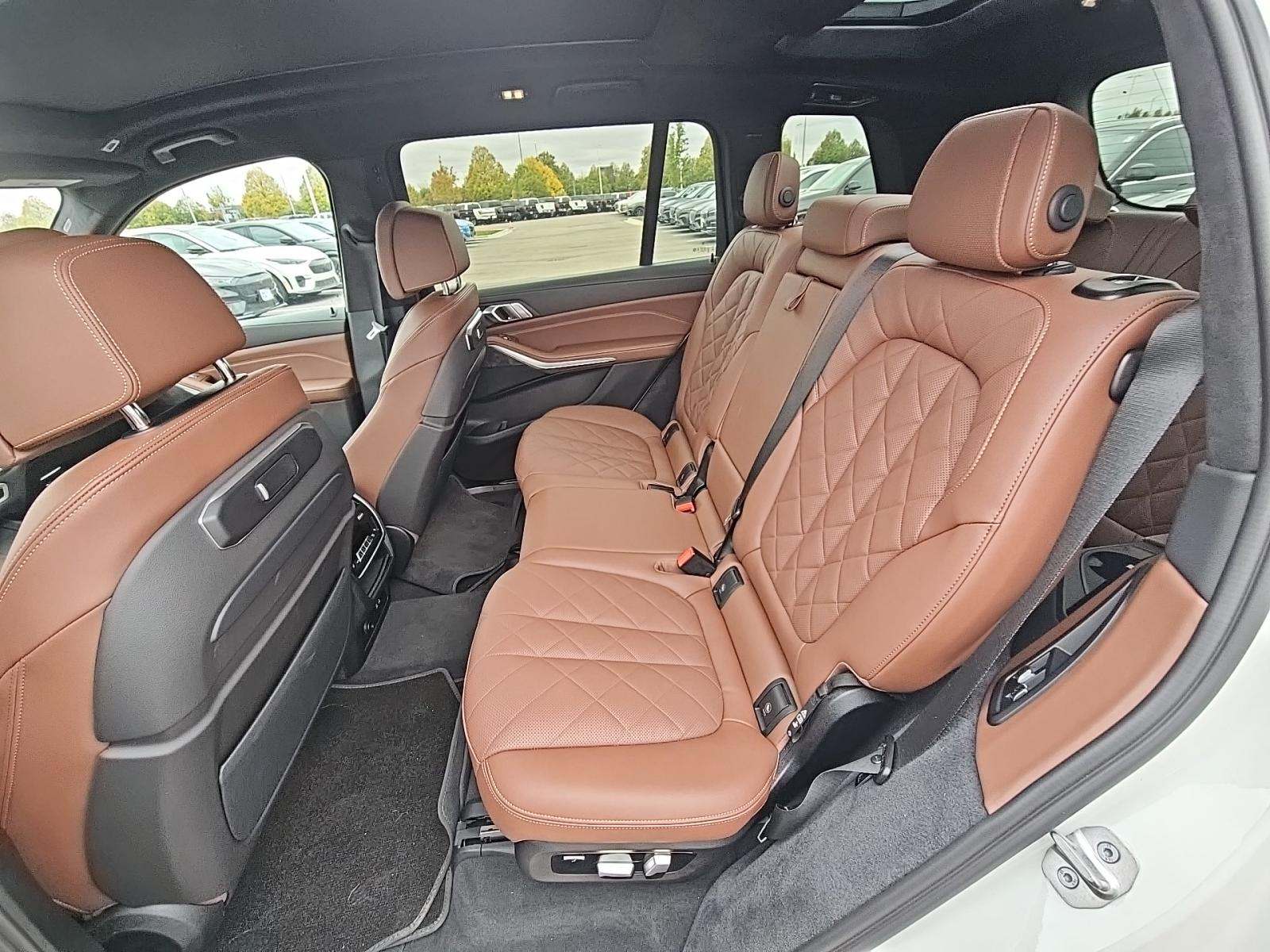 2023 BMW X7 xDrive40i AWD