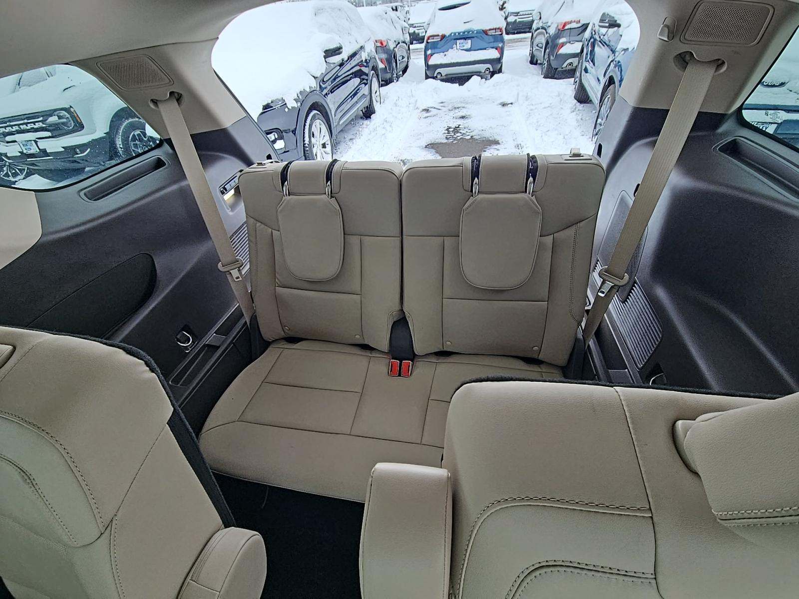 2022 Ford Explorer Hybrid Platinum RWD