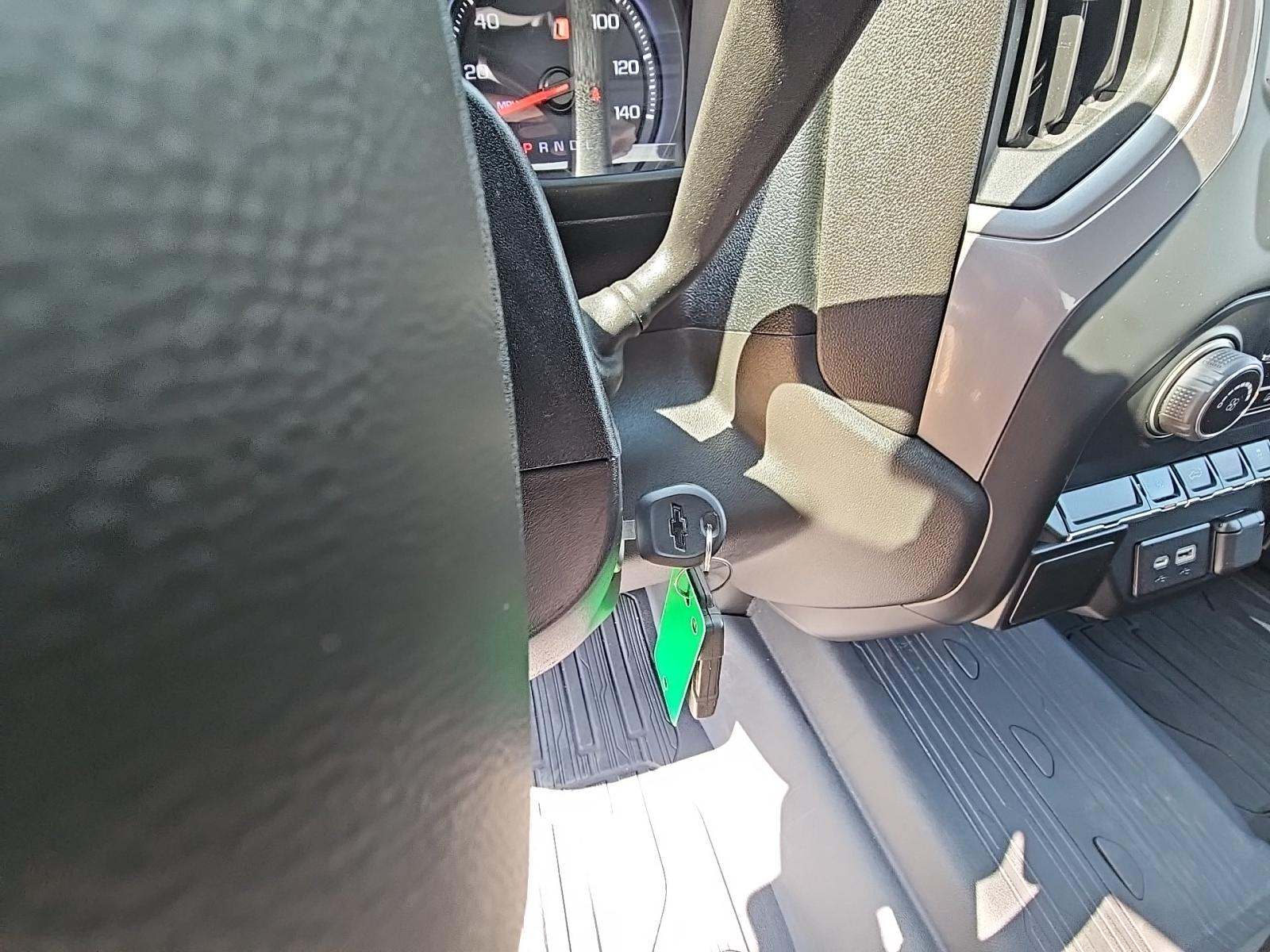 2022 Chevrolet Silverado 1500 Custom AWD