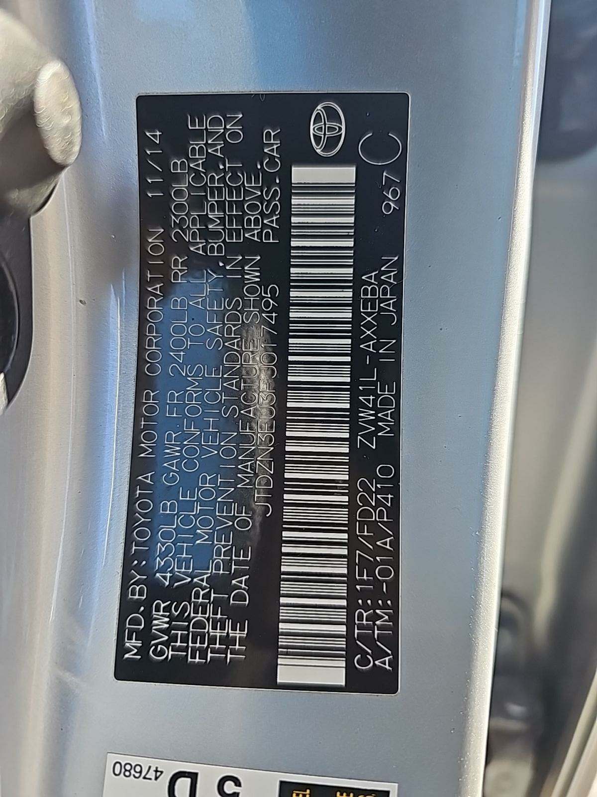 2015 Toyota Prius v Three FWD