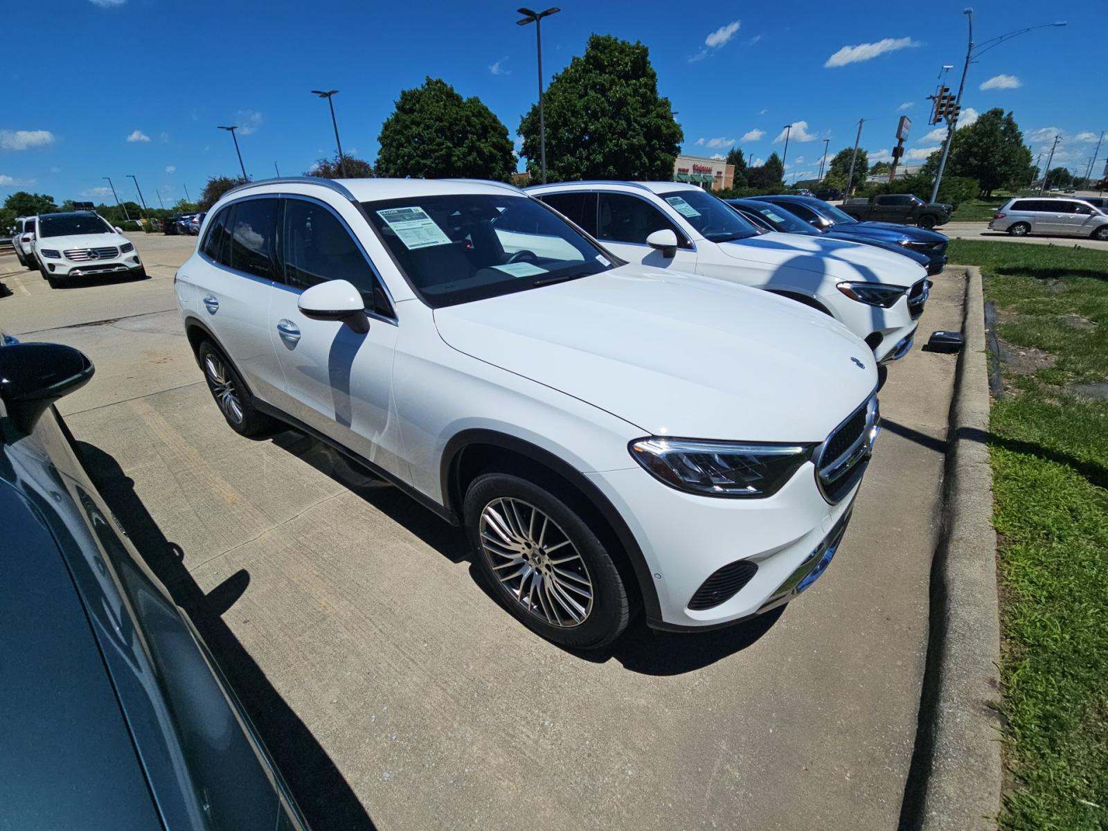 2025 Mercedes-Benz GLC GLC 300 AWD