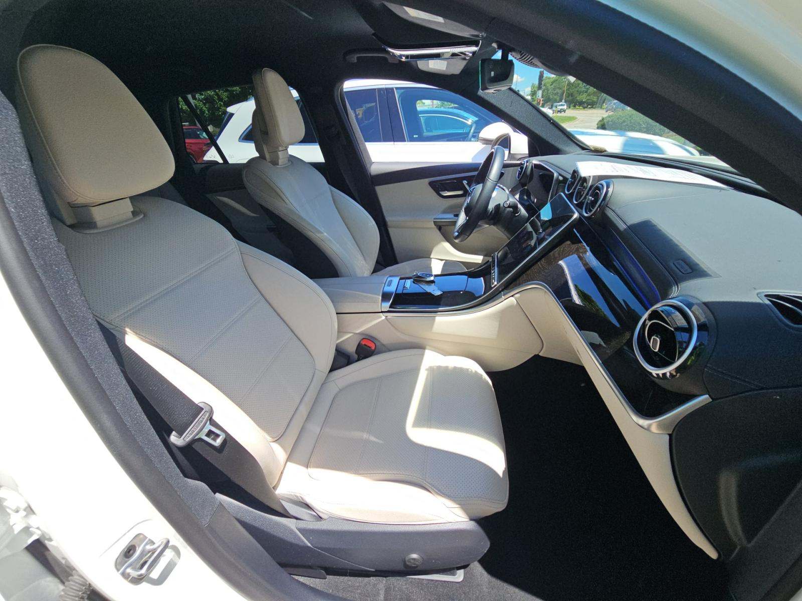 2025 Mercedes-Benz GLC GLC 300 AWD