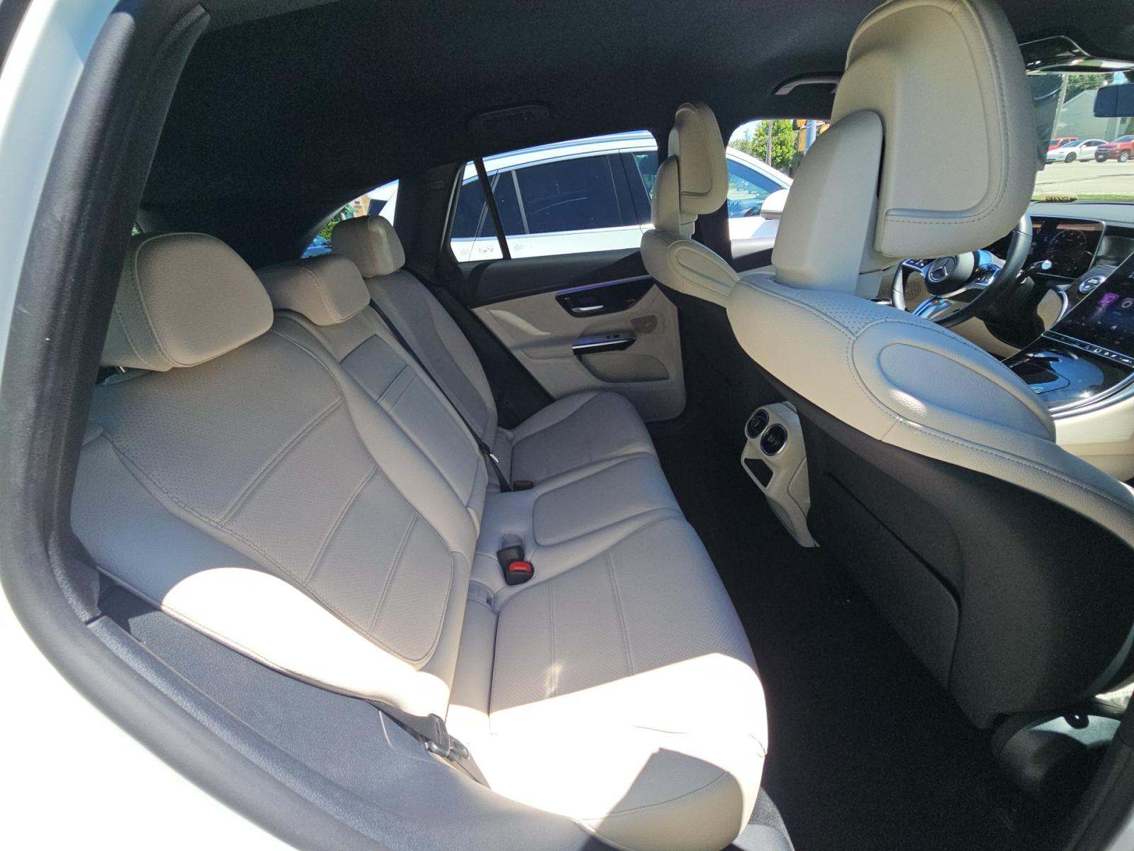 2025 Mercedes-Benz GLC GLC 300 AWD