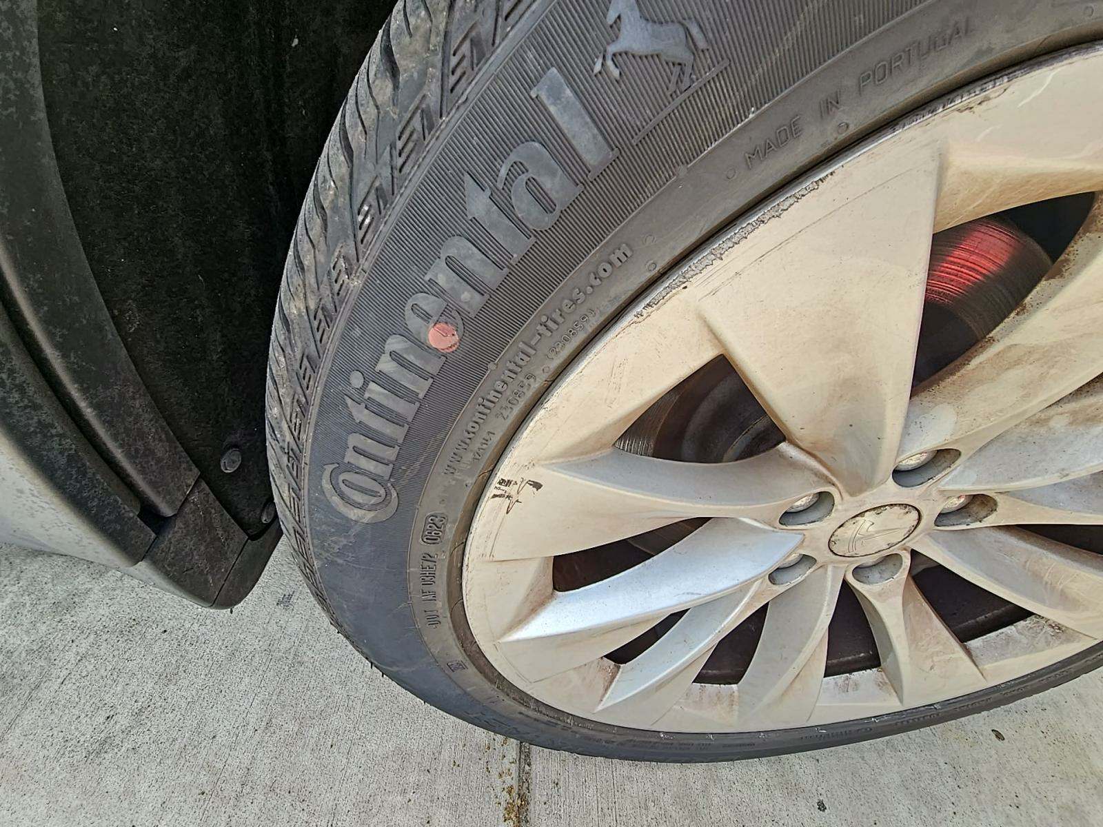 2017 Tesla Model X 90D AWD