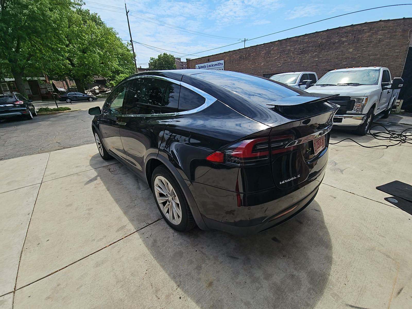 2017 Tesla Model X 90D AWD