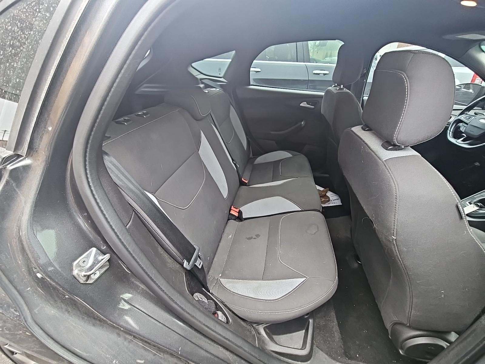 2018 Ford Focus ST FWD