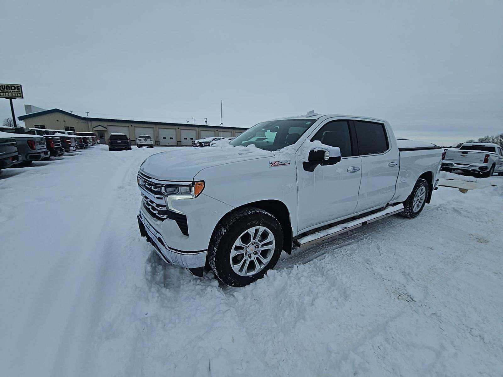 2023 Chevrolet Silverado 1500 LTZ AWD