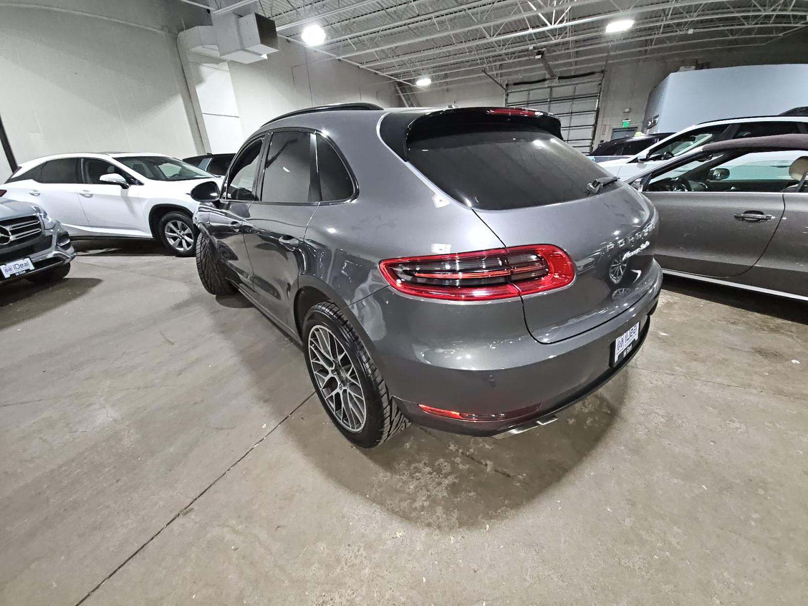 2017 Porsche Macan Turbo AWD