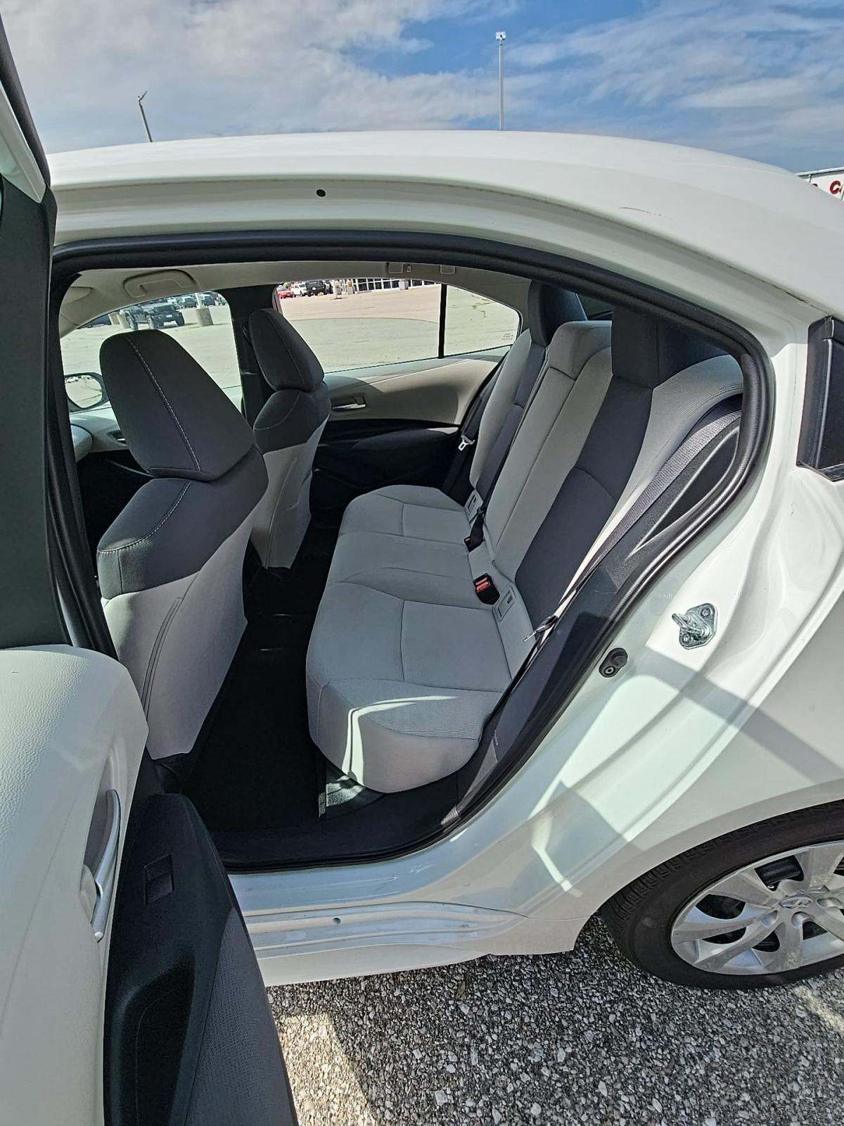 2021 Toyota Corolla LE FWD