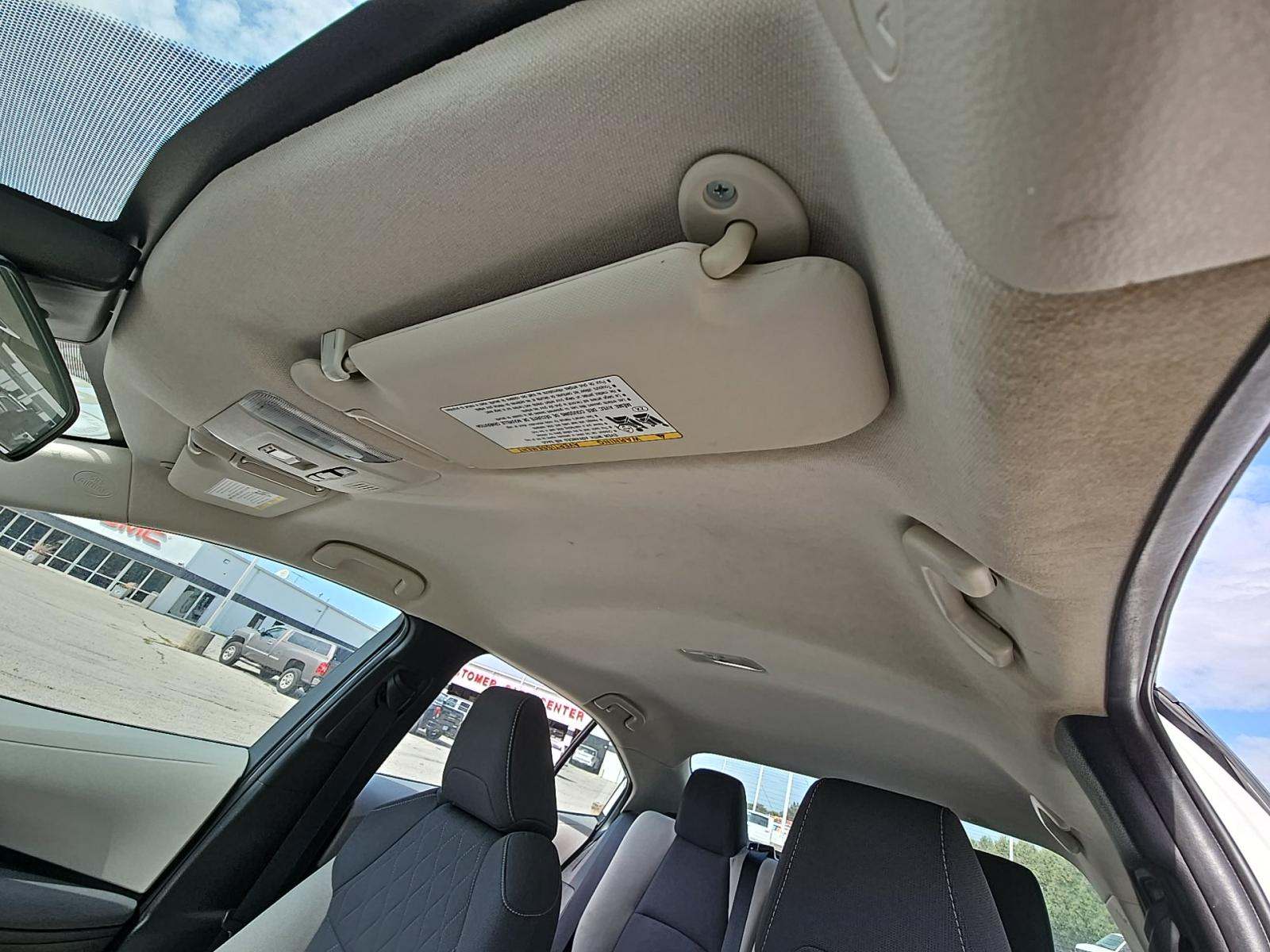 2021 Toyota Corolla LE FWD