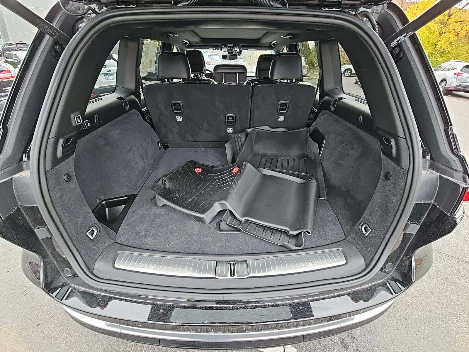 2023 Jeep Grand Cherokee Summit AWD